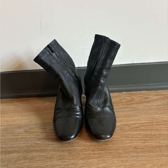 Loeffler Randall
Elise Slim Ankle Booties - Picture 3 of 4
